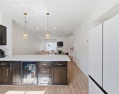 2100 Huldy Street - Photo Thumbnail 12