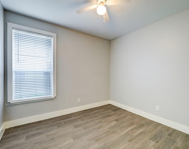 21902 Willow Shade Lane - Photo Thumbnail 11