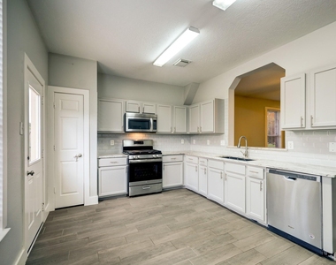 21902 Willow Shade Lane - Photo Thumbnail 5