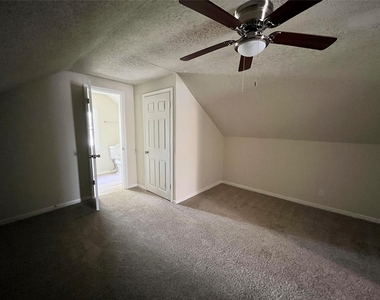 30 12th Avenue N - Photo Thumbnail 18