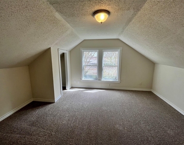 30 12th Avenue N - Photo Thumbnail 21