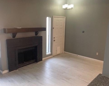3162 Windchase Boulevard - Photo Thumbnail 15