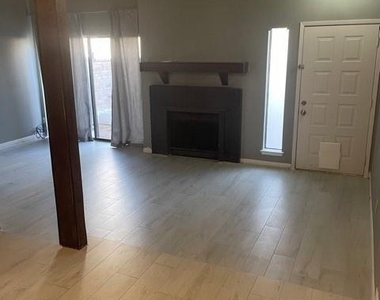 3162 Windchase Boulevard - Photo Thumbnail 14