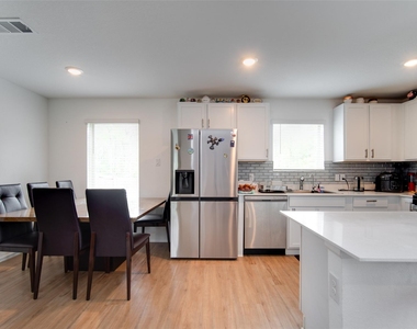 19583 Manduca Drive - Photo Thumbnail 8