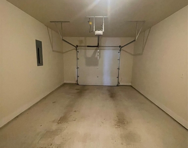 2413 Chinook Way - Photo Thumbnail 25