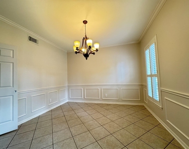 6926 Hearthside Drive - Photo Thumbnail 1