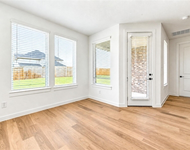 2305 Poseidon Street - Photo Thumbnail 6
