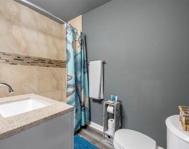 3218 Avenue Q 1/2 - Photo Thumbnail 18