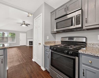 14418 Golden Cypress Lane - Photo Thumbnail 11
