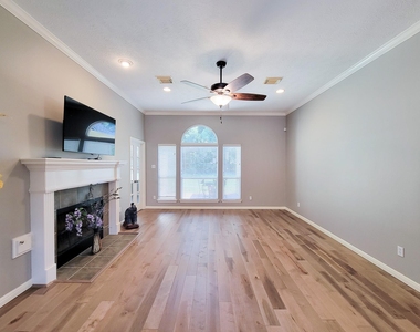 3504 Oak Landing - Photo Thumbnail 27