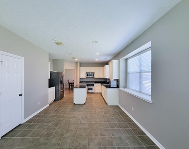 3504 Oak Landing - Photo Thumbnail 21
