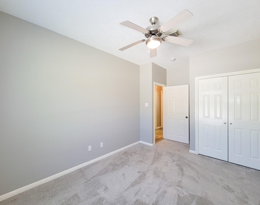 3504 Oak Landing - Photo Thumbnail 30