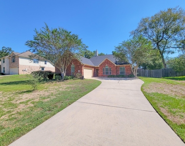3504 Oak Landing - Photo Thumbnail 2