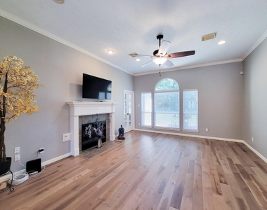 3504 Oak Landing - Photo Thumbnail 28