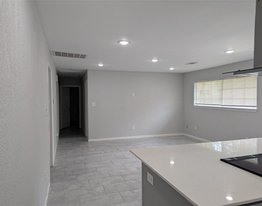5737 Alvarado Drive - Photo Thumbnail 2