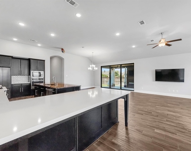 20814 Bighorn Valley Ln - Photo Thumbnail 9