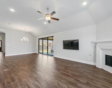 20814 Bighorn Valley Ln - Photo Thumbnail 6