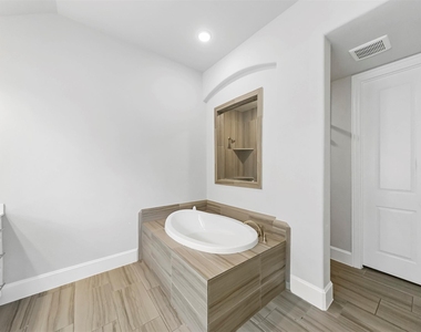 20814 Bighorn Valley Ln - Photo Thumbnail 24