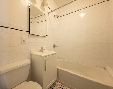 East 89th Street - Photo Thumbnail 5