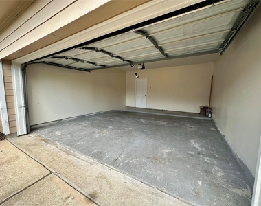 16202 Sandy Path Lane - Photo Thumbnail 25