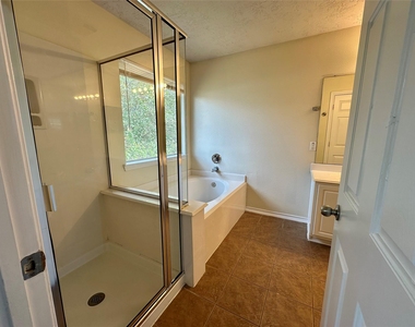 16202 Sandy Path Lane - Photo Thumbnail 13