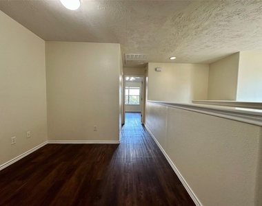 16202 Sandy Path Lane - Photo Thumbnail 11