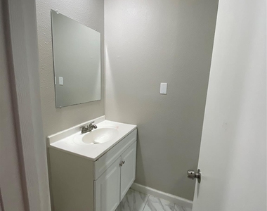 1105 Alice Street - Photo Thumbnail 18