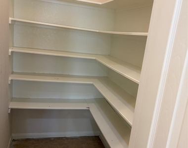 20807 Fair Walnut Way - Photo Thumbnail 9