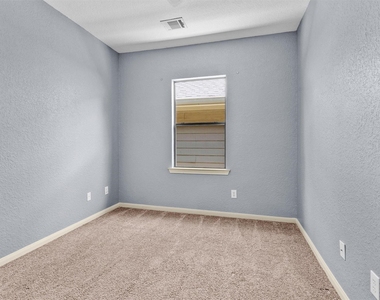 13071 Vega Court - Photo Thumbnail 16