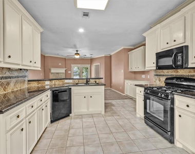 13071 Vega Court - Photo Thumbnail 4