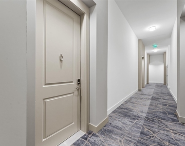 170 Malone Street - Photo Thumbnail 7