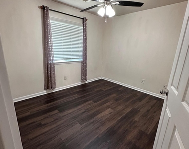 25223 Kelton Hills Lane - Photo Thumbnail 3