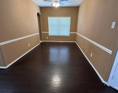 25223 Kelton Hills Lane - Photo Thumbnail 6