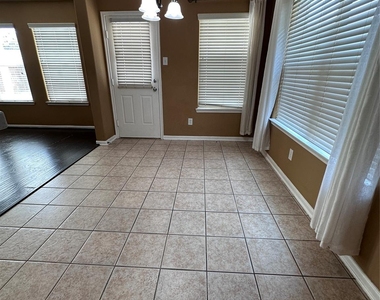 25223 Kelton Hills Lane - Photo Thumbnail 7