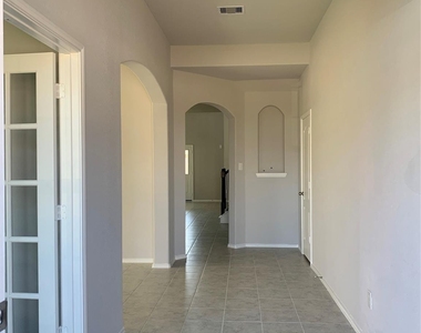 2319 Ocean Pass Lane - Photo Thumbnail 4