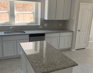 2319 Ocean Pass Lane - Photo Thumbnail 12