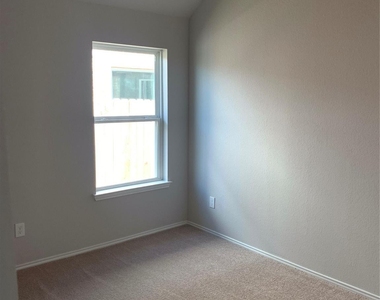 2319 Ocean Pass Lane - Photo Thumbnail 20