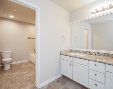 3607 Zephyr Glen Way - Photo Thumbnail 12