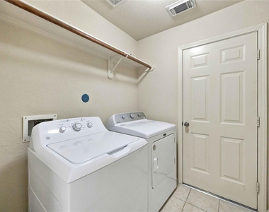18114 Surrey Lake Lane - Photo Thumbnail 19