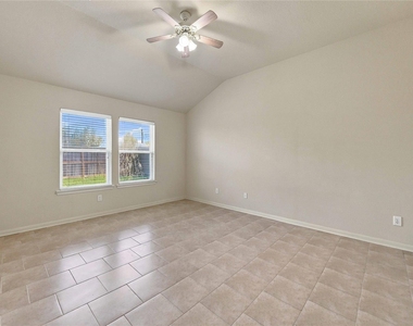 18114 Surrey Lake Lane - Photo Thumbnail 13