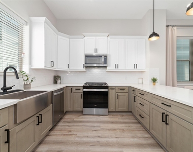 3705 Creekmont Green Lane - Photo Thumbnail 14