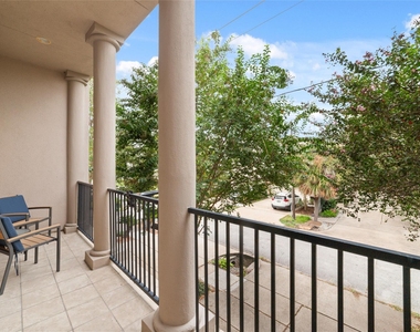 707 Knox Street - Photo Thumbnail 13