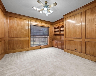 4215 Valley Glade Drive - Photo Thumbnail 5