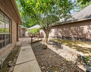 4215 Valley Glade Drive - Photo Thumbnail 22