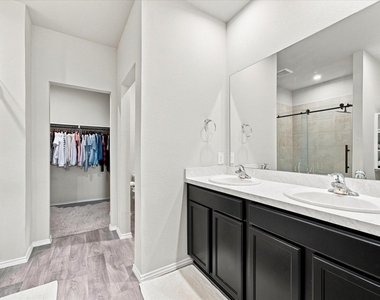 15038 Eastern Wood Road - Photo Thumbnail 20