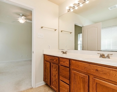 22439 Stamford Brook Court - Photo Thumbnail 11