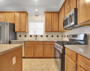 22439 Stamford Brook Court - Photo Thumbnail 20
