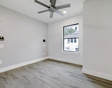 2403 Cleburne Street - Photo Thumbnail 26