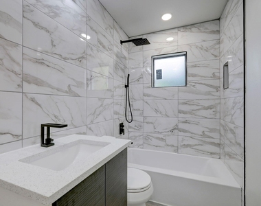 2403 Cleburne Street - Photo Thumbnail 28
