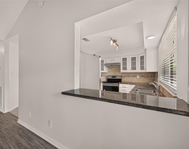 21310 Highland Knolls Drive - Photo Thumbnail 5